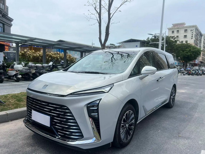 新款 别克GL8陆尊